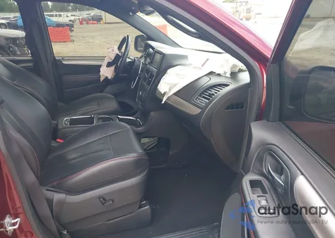 2017 Dodge Grand Caravan Gt z USA, uszkodzony, nr VIN 2C4RDGEGXHR698063